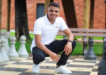 Evoney Fernandes soma mais de 1,2 milhão no Instagram e Tik Tok (Foto: Reprodução/Instagram)