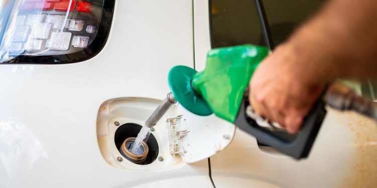 Preço médio do litro de gasolina está em R$ 6,13 no Ceará, diz pesquisa da ANP