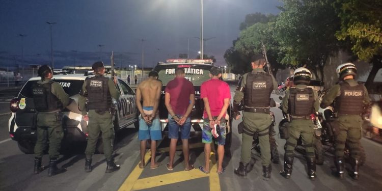 Juazeiro do Norte: Trio é preso no bairro Frei Damião durante ação da Polícia Militar