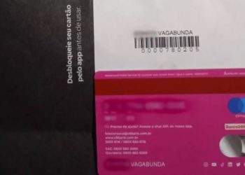 A mulher foi chamada de 'vagabunda' em cartão de crédito (Foto: Arquivo pessoal)