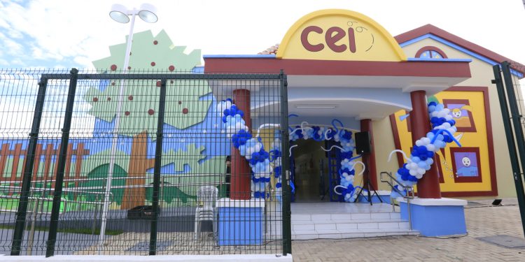 Crato recebe novo Centro de Educação Infantil; equipamento atenderá 200 crianças