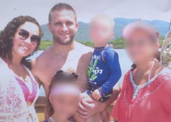 O soldado Fabiano Garcia com a esposa e os três filhos. Ele matou os familiares e cometeu suicídio (Foto: Reprodução/Facebook)