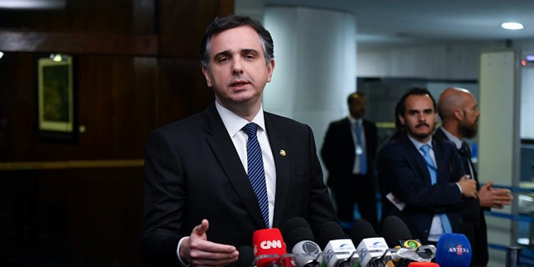 CPI do MEC ficará para depois da eleição, diz presidente do Senado