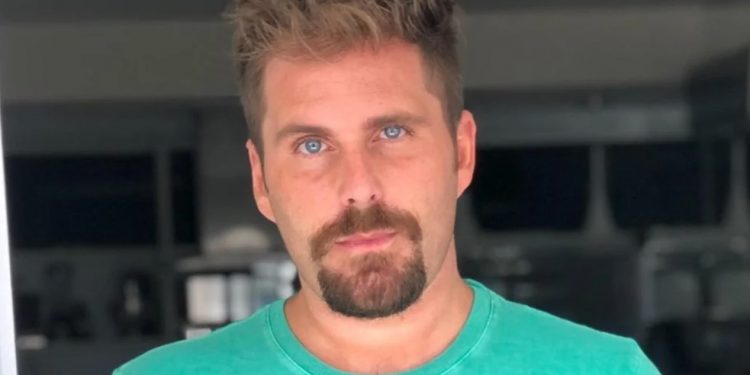 Bolsonarista, Thiago Gagliasso é condenado por divulgar fake news