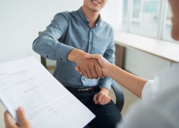 Geração de emprego acelera no Ceará em julho, e estado tem sexto mês seguido de saldo positivo