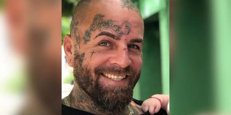 Tatuador é morto a tiros dentro do próprio estúdio, em Mauriti