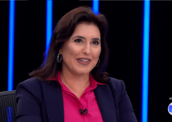 Simone Tebet é a quarta candidata à Presidência da República sabatinada pelo Jornal Nacional (Foto: Reprodução/TV Globo)