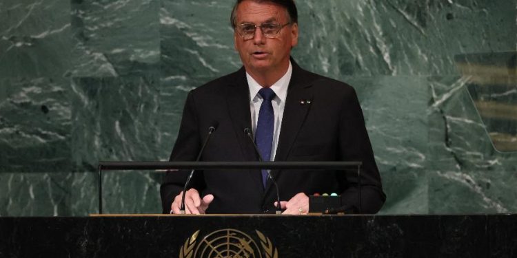 TSE proíbe Bolsonaro de usar discurso na ONU para campanha eleitoral