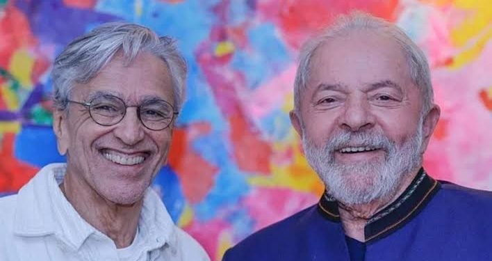 Em vídeo, Caetano Veloso declara apoio a Lula; assista