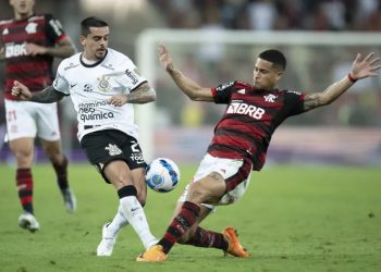 Flamengo x Corinthians pela Libertadores nesta temporada (Foto: Jorge Rodrigues/AGIF)