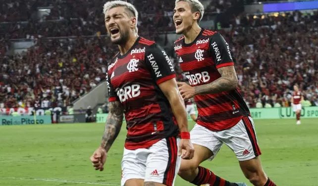Flamengo faz 1 a 0, volta a derrotar o São Paulo e vai à final da Copa do Brasil
