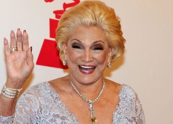 Mercedes-Benz, mansão e herança: o que aconteceu com fortuna de Hebe Camargo?