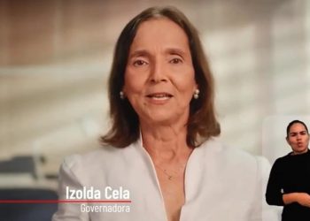 Izolda Cela na propaganda de Elmano de Freitas (Foto: Reprodução)