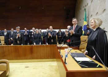 Rosa Weber durante cerimônia de posse como presidente do Supremo Tribunal Federal nesta segunda-feira (12) (Foto: Divulgação/STF)