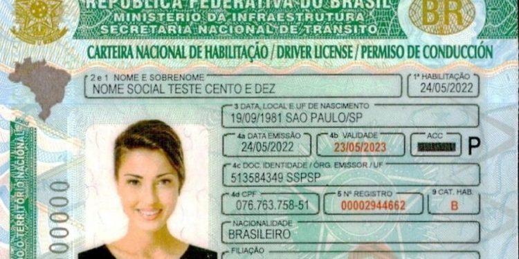 Nova CNH e pagamento do DPVAT em 2022: o que todo motorista precisa saber