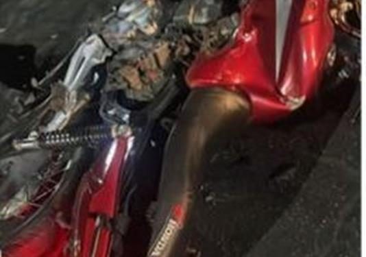 Duas mulheres morrem após acidente entre moto e caminhonete em Juazeiro do Norte; motorista foge