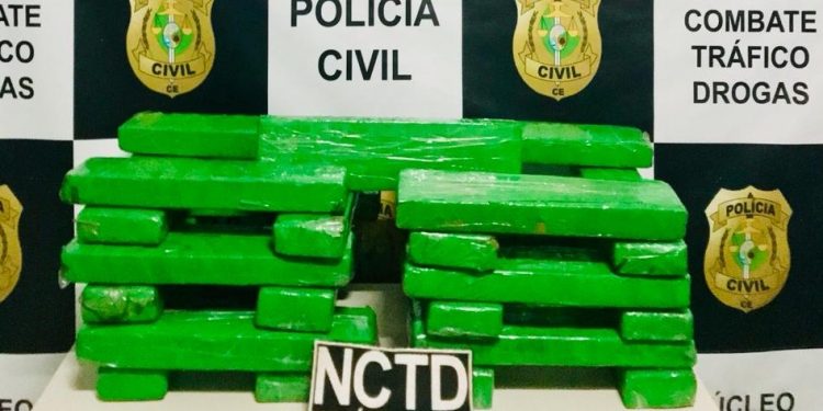 Polícia Civil prende quatro pessoas e apreende mais de 28 kg de maconha em Juazeiro do Norte
