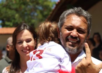 Depois de dois mandatos como deputado estadual, Elmano de Freitas vence as eleições para o Governo do Ceará (Foto: Mateus Dantas)