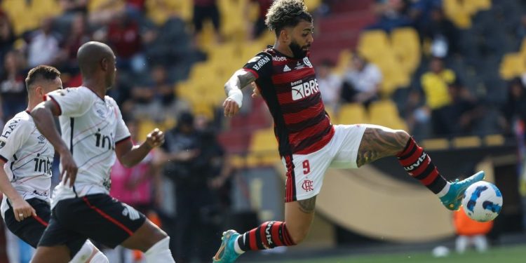 Flamengo vence o Athletico-PR e é tricampeão da Copa Libertadores da América