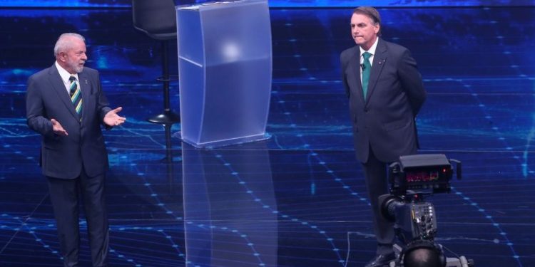 Debate na Band: Lula aposta no tema social e Bolsonaro ressalta corrupção do PT