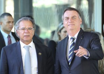 O presidente Jair Bolsonaro e o ministro da Economia, Paulo Guedes (Foto: Fabio Rodrigues Pozzebom/Agência Brasil)