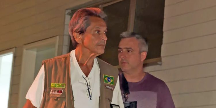 PF indicia Roberto Jefferson por quatro tentativas de homicídio