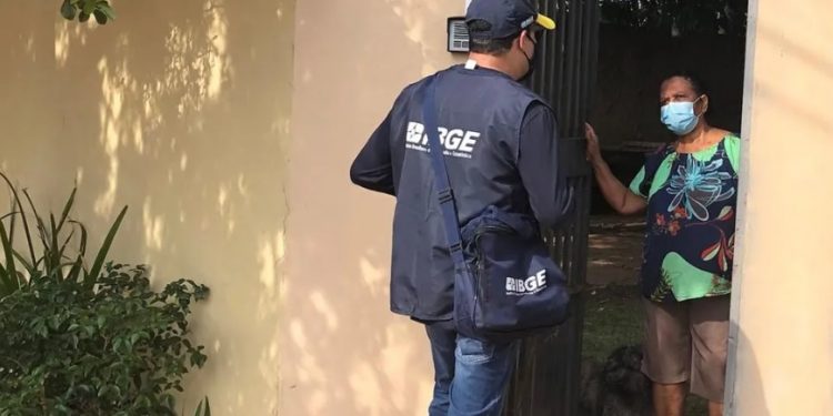 Governo federal autoriza contratação de funcionários sem processo seletivo para o Censo 2022