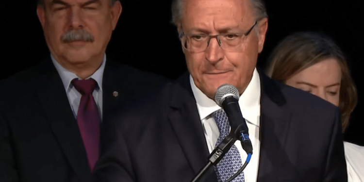 Alckmin confirma núcleos econômico e de desenvolvimento social na transição