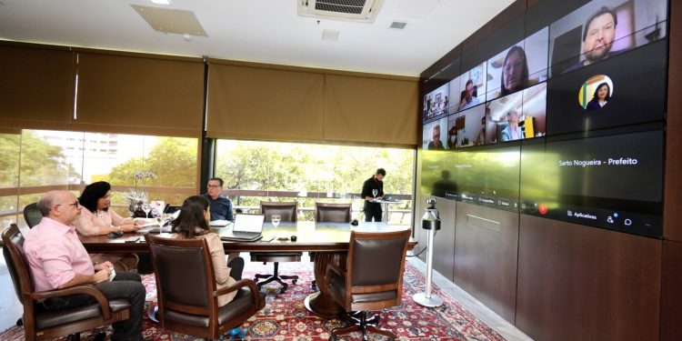 Comitê Estadual de Enfrentamento à Pandemia monitora surgimento de nova subvariante da Covid-19 no Ceará