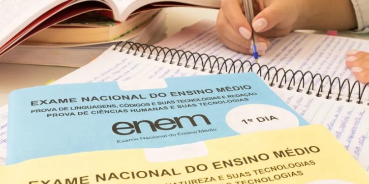 Ceará tem 221 mil candidatos aptos a fazer prova do Enem neste domingo; tire todas as dúvidas