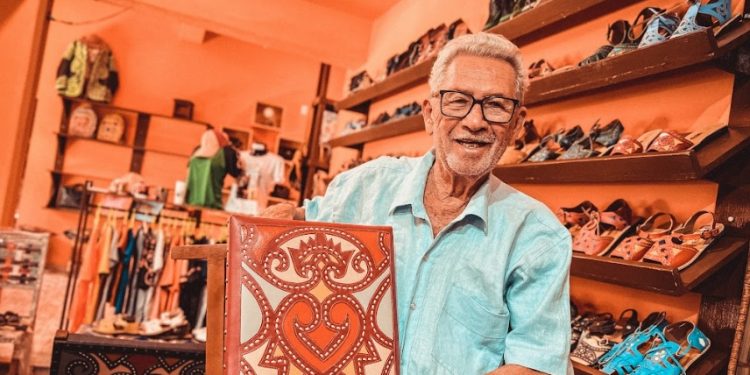 Mestre Espedito Seleiro terá lançamento de livro na XIV Bienal Internacional do Livro do Ceará