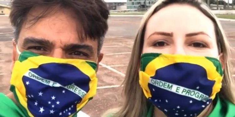 Guilherme de Pádua foi ator de filme erótico, stripper e apoiador de Bolsonaro