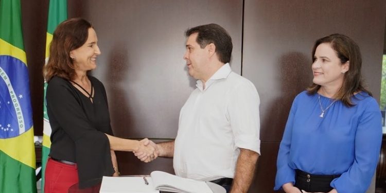 Evandro Leitão assume Governo do Ceará interinamente durante viagem de Izolda Cela