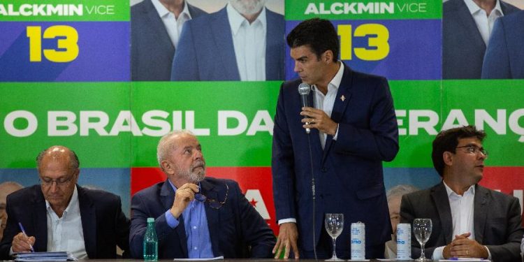 Lula busca novo pacto federativo e já articula com governadores eleitos