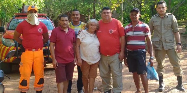 Romeira fica presa em pedra ao fazer ritual no Santo Sepulcro, em Juazeiro do Norte