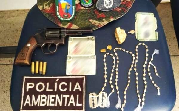 Polícia Militar prende suspeito de tráfico de drogas em Juazeiro do Norte