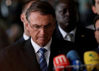 Presidente Jair Bolsonaro durante pronunciamento no Palácio da Alvorada (Foto: Adriano Machado/Reuters)