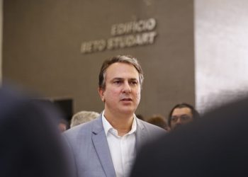 (Foto: Reprodução/Facebook Camilo Santana)