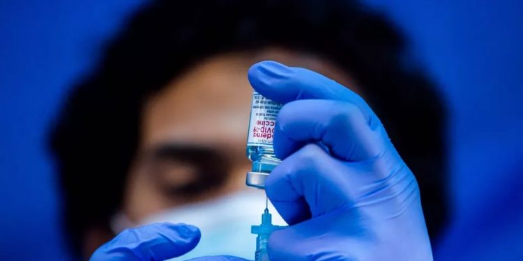 Vacina contra câncer com tecnologia utilizada para Covid-19 tem resultados promissores, diz Moderna