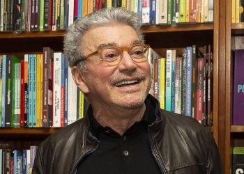 Repórter veterano da Globo, Edney Silvestre é demitido após 30 anos