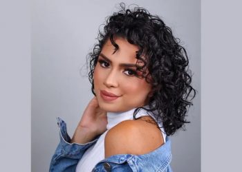 Gisele Salviano Alves, morta aos 19 anos em um acidente de motocicleta no Crato (Foto: Arquivo pessoal)