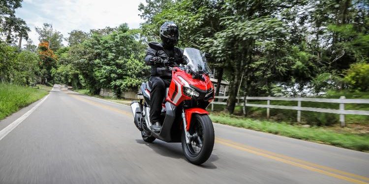 Lei do uso do capacete: veja o que mudou para poder sair com sua moto