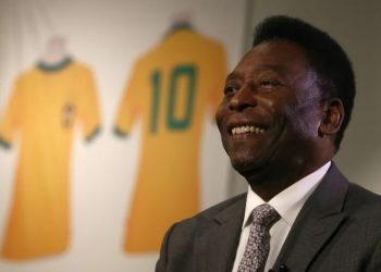 Pelé durante evento em Londres em 2016 (Foto: Neil Hall/Getty Images)