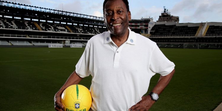Atestado de óbito aponta quatro causas da morte de Pelé