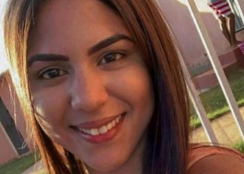A estudante Séphora Roberta Dantas Pereira tinha 18 anos (Foto: Arquivo pessoal)