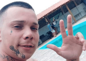 Adrian Juliano Martins Herculano, de 21 anos, confessou ter matado a filha, de 5 anos, e ter ocultado o corpo da criança (Foto: Reprodução/Facebook)