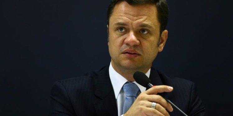 Anderson Torres escolhe ficar calado em depoimento à PF