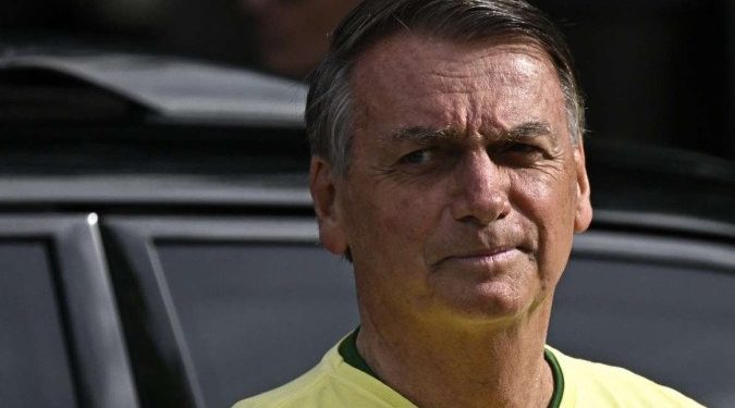 Gastos do cartão corporativo de Bolsonaro podem passar de R$ 75 milhões