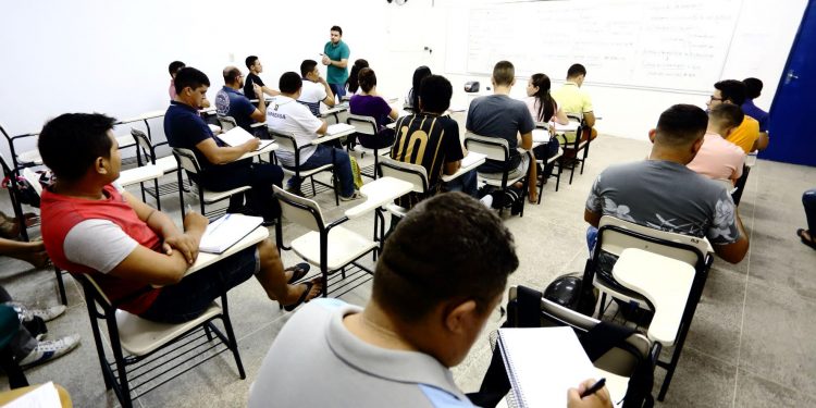 Inscrições para processo seletivo extra das Fatecs encerram nesta quinta-feira (26)