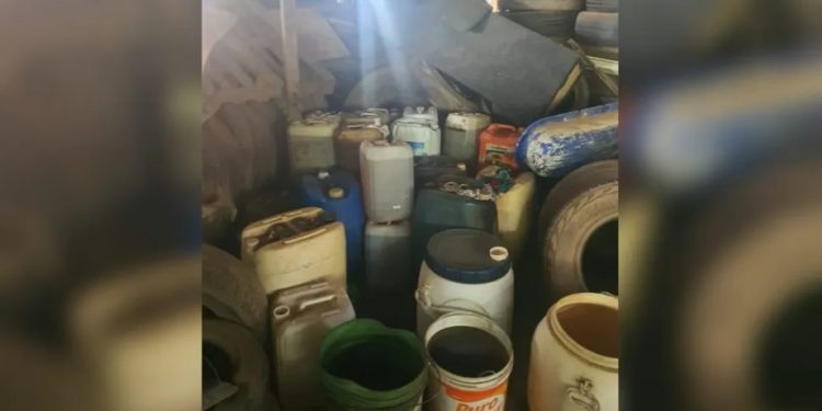 Polícia Civil apreende mais de 3 mil litros de combustível armazenados de forma irregular em borracharia
